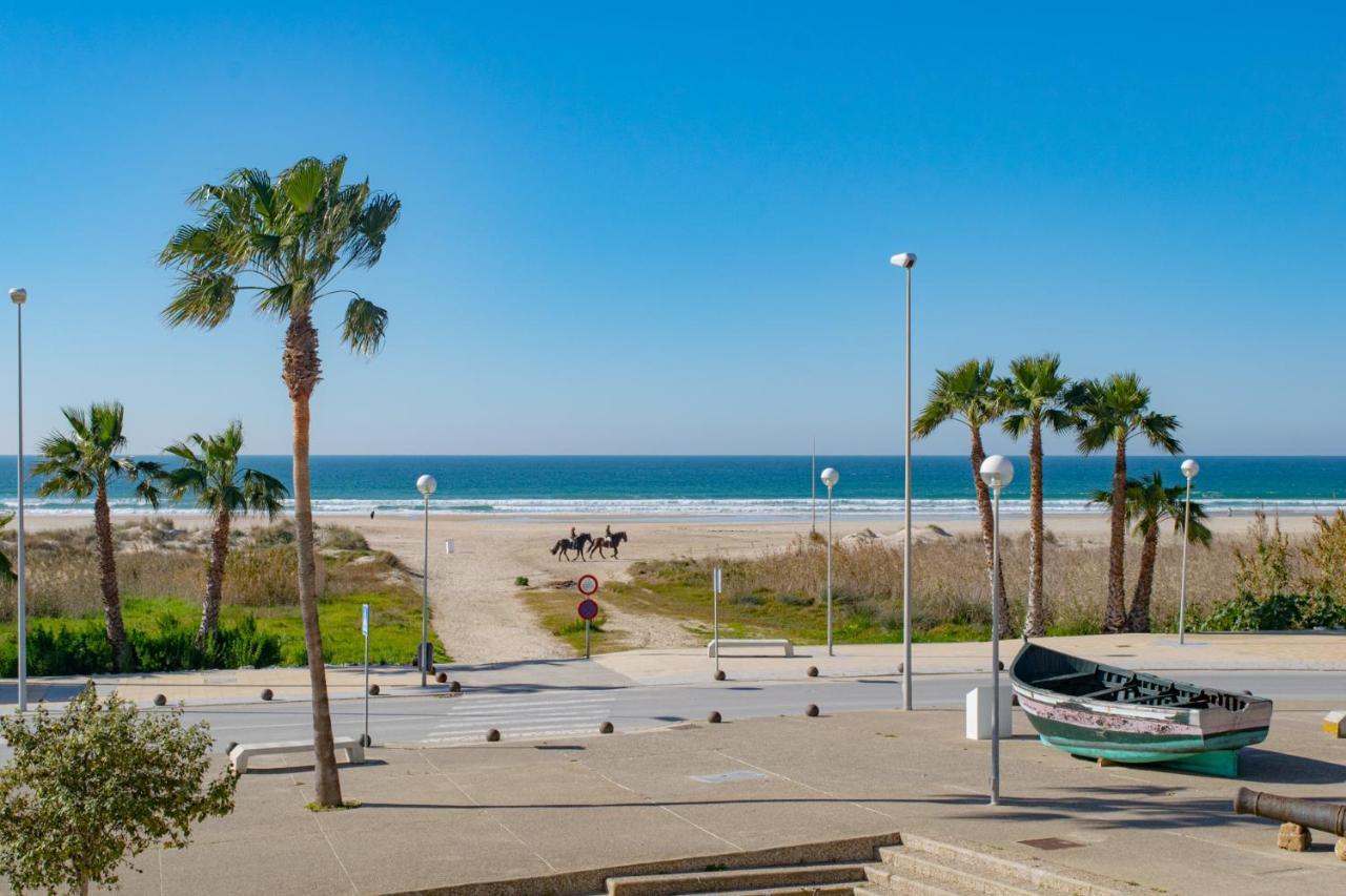 Apartment Santa Barbara A Front With Sea View And Garage In Conil *