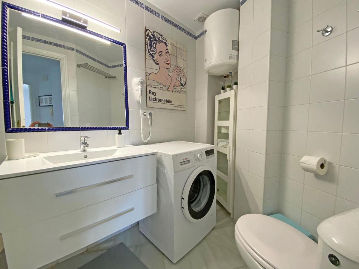 Apartment Santa Barbara A Front With Sea View And Garage In Conil *